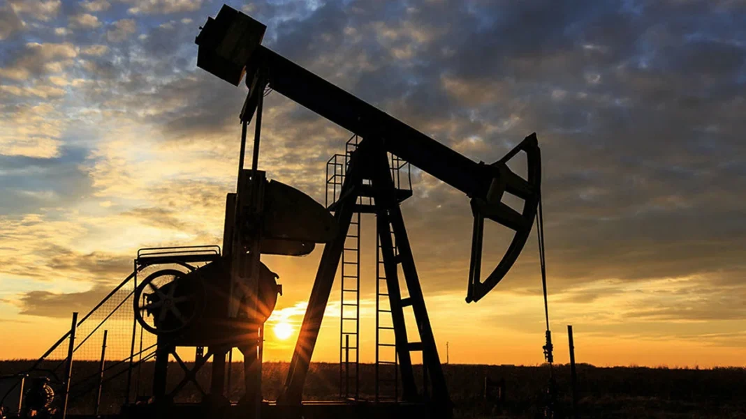 Oil tanker representing Azerbaijani crude exports to Bulgaria