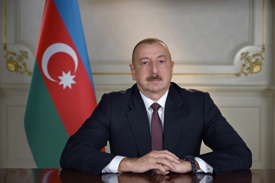 Azerbaijani President Ilham Aliyev and participants at the Second Azerbaijan International Investment Forum