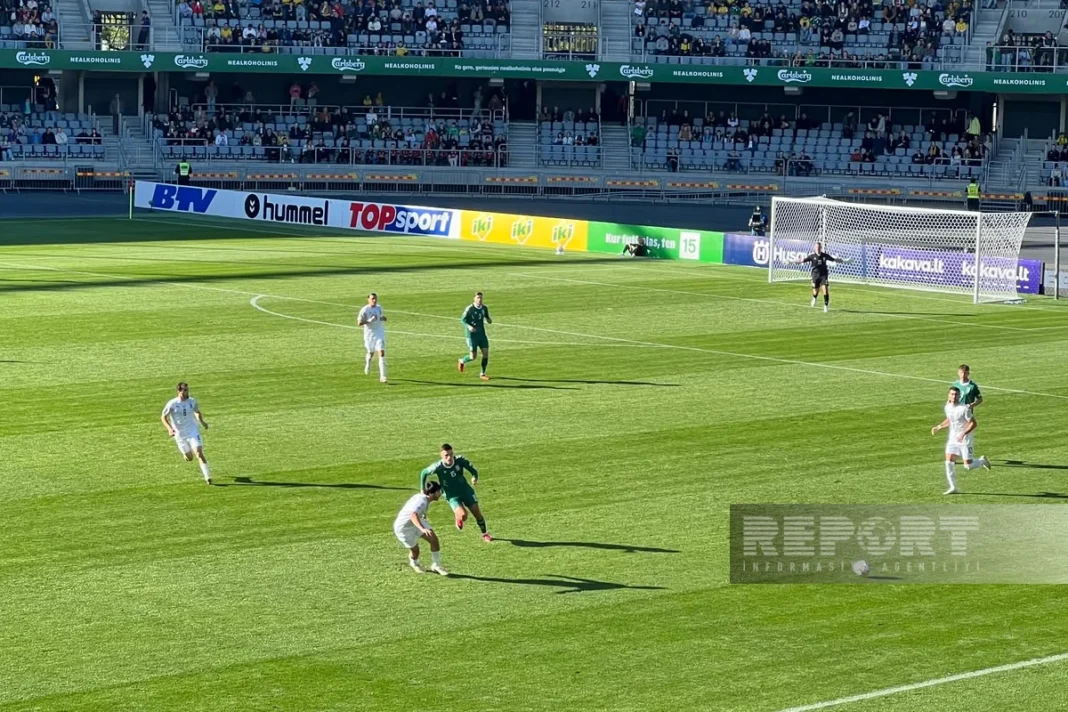 Azerbaijan and Lithuania players during their 1-1 UEFA Nations League match in Kaunas