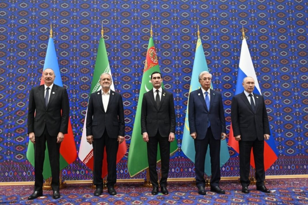 Leaders of the five Caspian states at the environmental summit in Turkmenbashi
