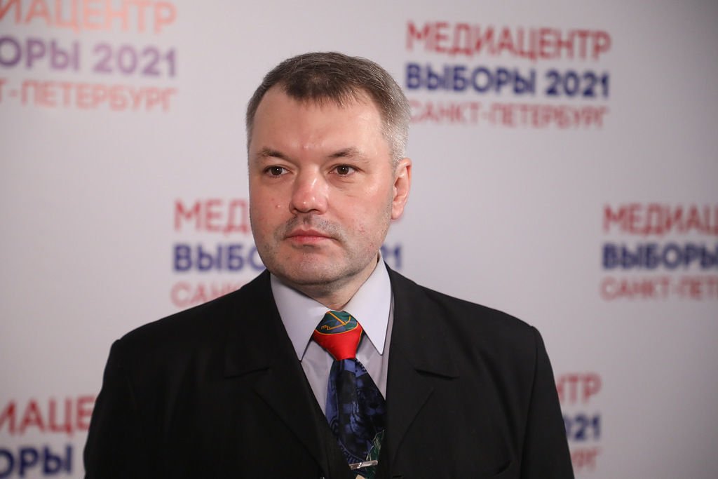 Russian political analyst Dmitry Solonnikov at a media event in St. Petersburg