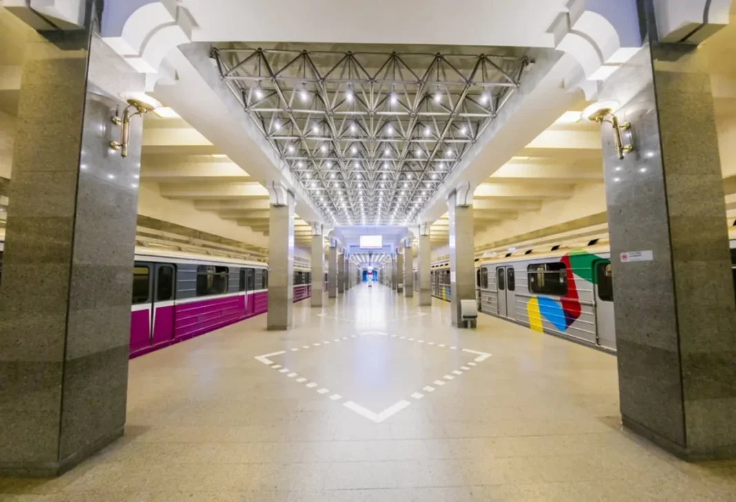 A train at Baku Metro’s Hazi Aslanov station