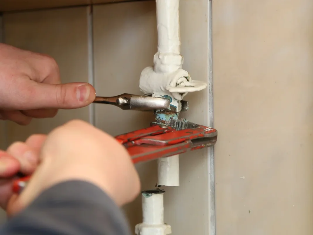 Gas infrastructure repair work in Baku