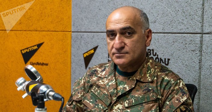 Armenian political figure Vladimir Poghosyan at a Sputnik Armenia studio